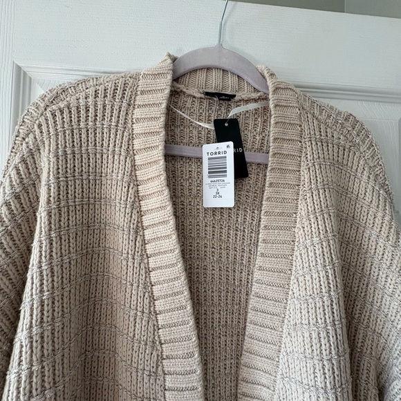 torrid Cream Chunky Open-Front Knit Cardigan - Picture 2 of 3